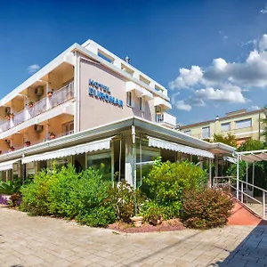 https://hotel-euromar.it-tuscanyhotel.com