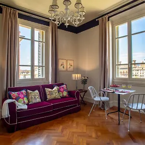 Serristori Palace Aparthotel