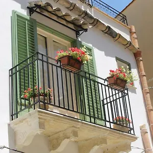 Le Stanze Dell'emiro Bed & Breakfast